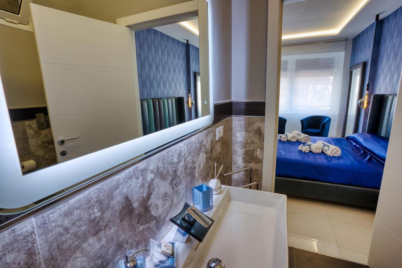 Distinto Suite & Rooms Lecce Exterior foto